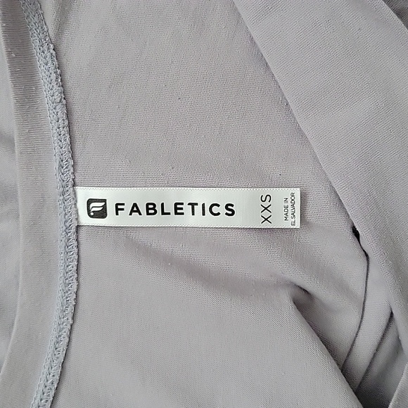 Boxy Fabletics T Shirt - Picture 3 of 6